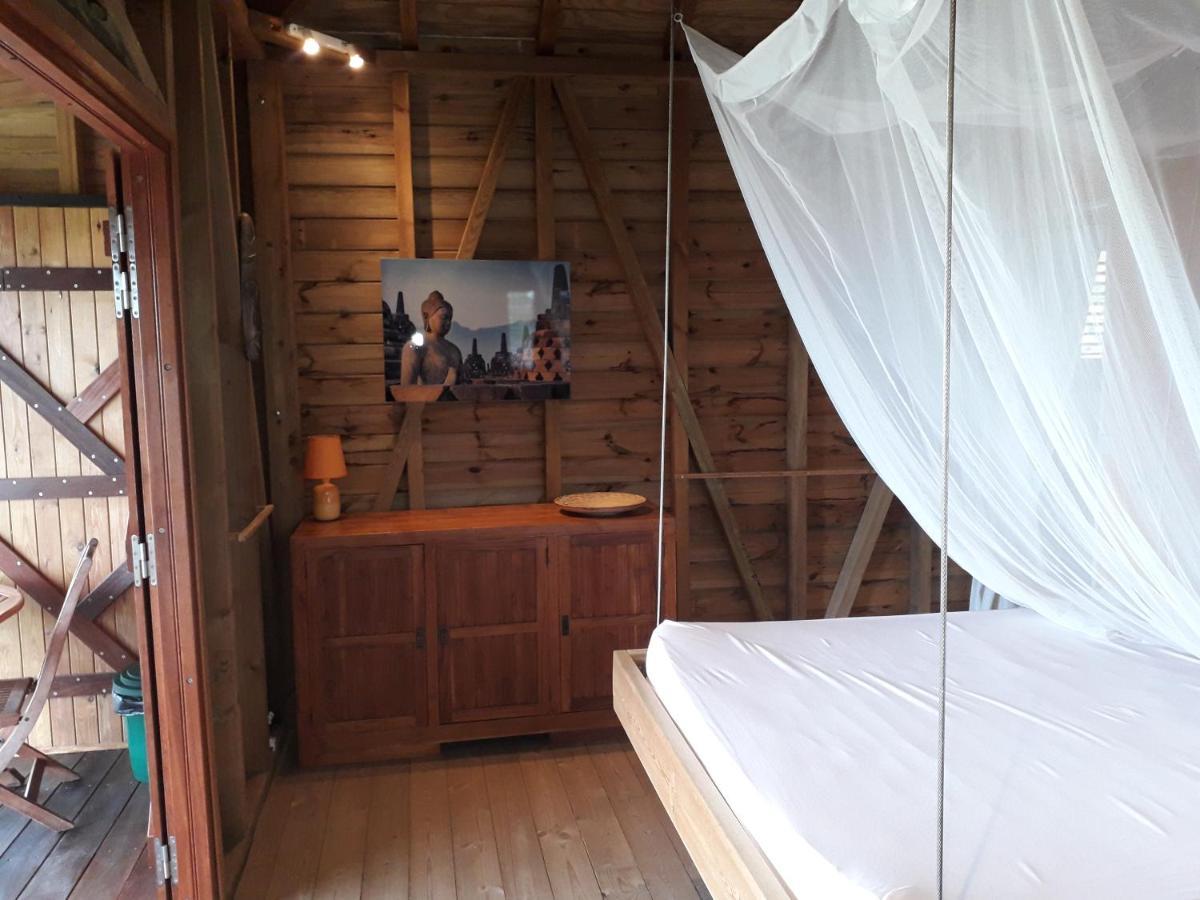 Ti Kaz Anoli Cottage En Bois Avec Vue Sur La Baie Terre-de-Bas Экстерьер фото